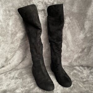 Wild Diva Black Faux Suede Over-The-Knee Boots Size 7 Flat Slouchy OTK Boots